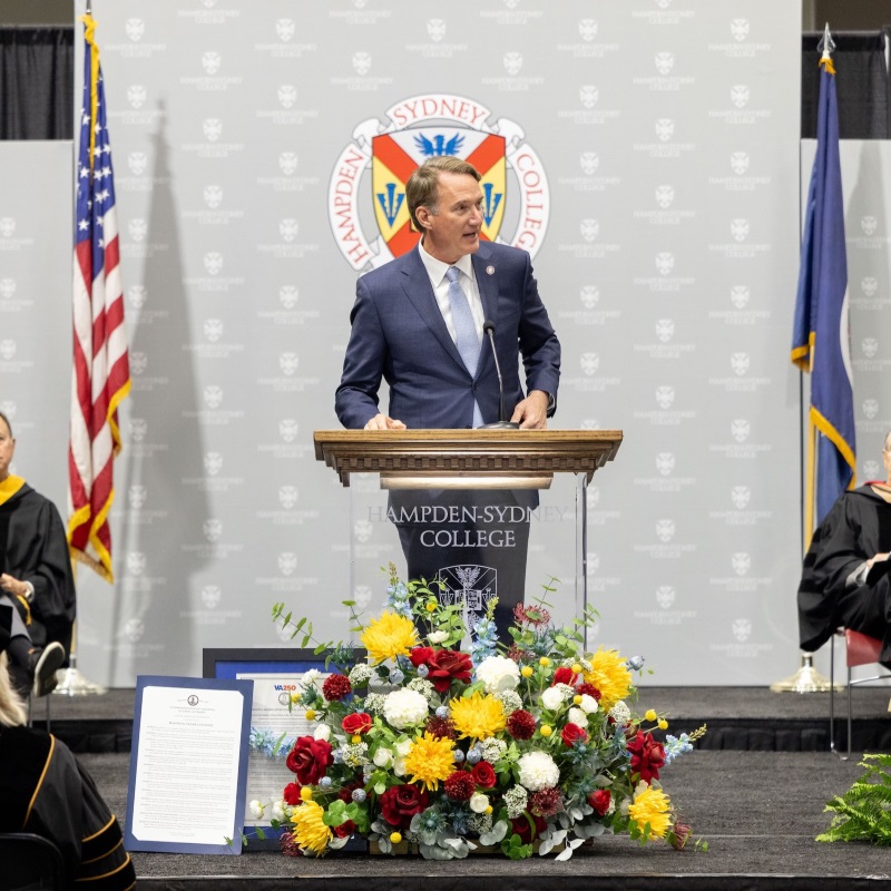 Governor Glenn Youngkin speaking before the Founders Day crowd at Hampden-Sydney College